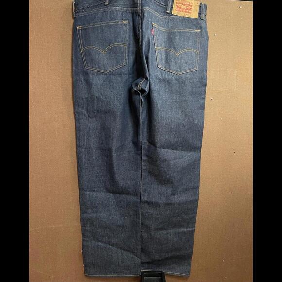 VINTAGE 90s LEVIS STRAIGHT DENIM JEANS SALVEDGE DEADSTOCK INDIGO 40 X 32 NWOT